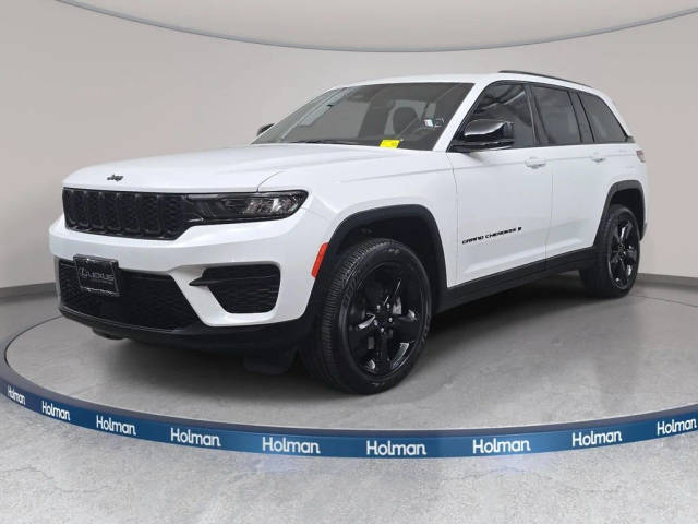 2023 Jeep Grand Cherokee Altitude 4WD photo