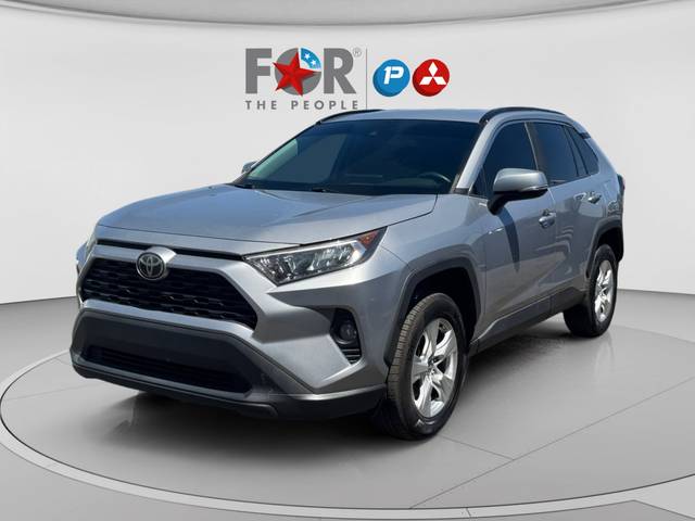 2021 Toyota RAV4 XLE FWD photo