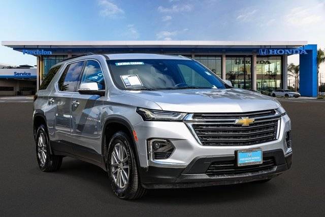 2022 Chevrolet Traverse LT Cloth AWD photo