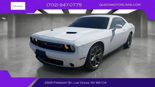 2015 Dodge Challenger SXT RWD photo