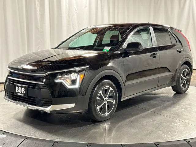 2023 Kia Niro LX FWD photo