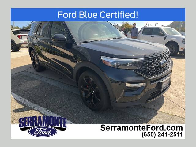 2023 Ford Explorer ST 4WD photo