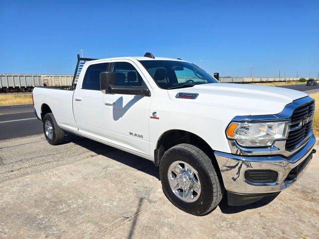 2021 Ram 3500 Big Horn 4WD photo
