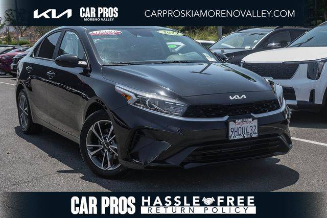 2023 Kia Forte LXS FWD photo