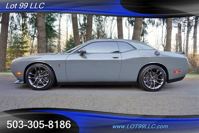 2023 Dodge Challenger R/T Scat Pack RWD photo