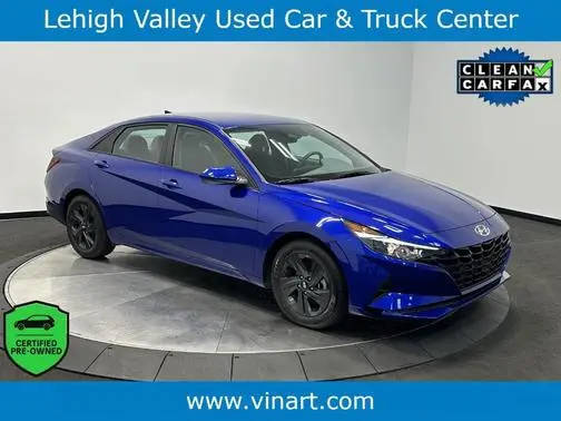 2023 Hyundai Elantra SEL FWD photo