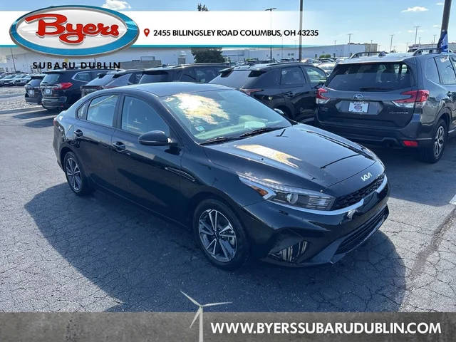 2023 Kia Forte LXS FWD photo
