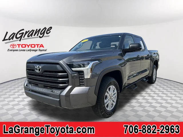 2023 Toyota Tundra SR5 4WD photo