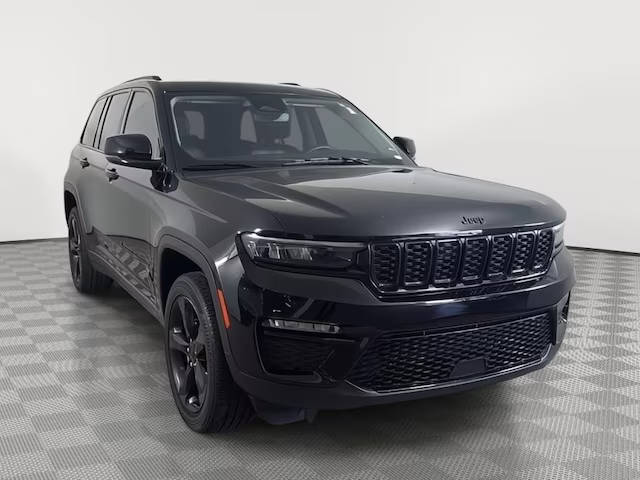 2023 Jeep Grand Cherokee Limited 4WD photo