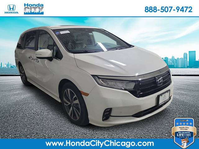 2023 Honda Odyssey Touring FWD photo