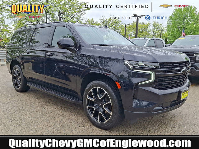 2023 Chevrolet Suburban RST 4WD photo