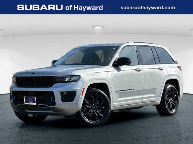 2023 Jeep Grand Cherokee 30th Anniversary 4WD photo
