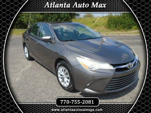 2015 Toyota Camry LE FWD photo