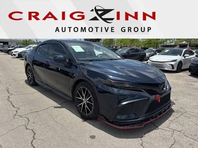2021 Toyota Camry SE FWD photo