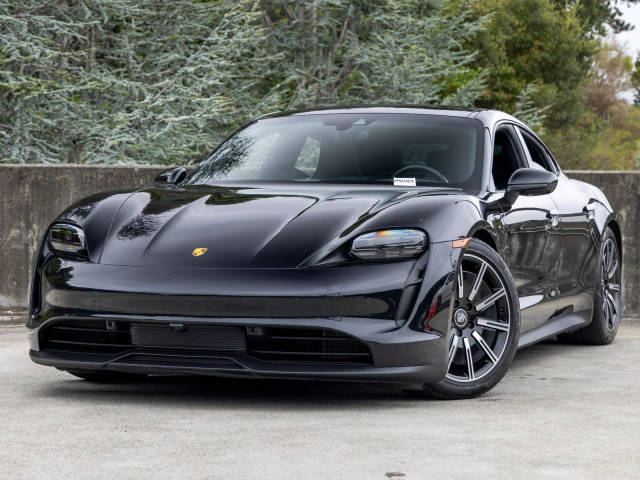 2023 Porsche Taycan  RWD photo