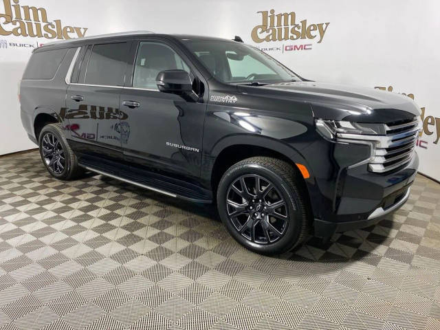 2023 Chevrolet Suburban High Country 4WD photo