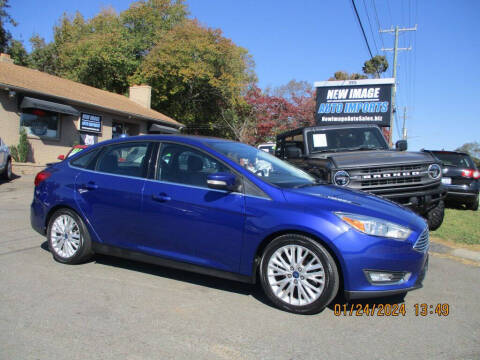 2015 Ford Focus Titanium FWD photo