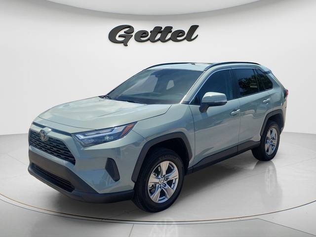 2023 Toyota RAV4 XLE FWD photo