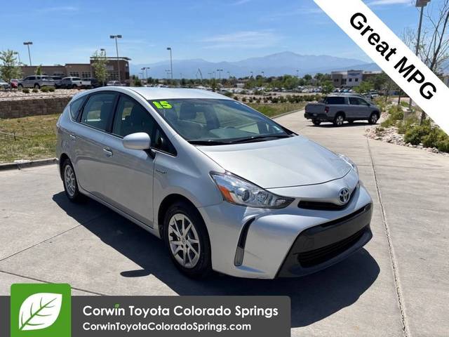 2015 Toyota Prius v Three FWD photo