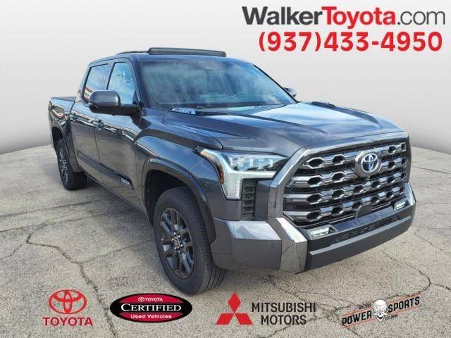 2023 Toyota Tundra Platinum Hybrid 4WD photo