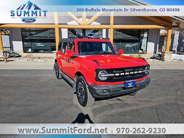 2023 Ford Bronco 4 Door Outer Banks 4WD photo