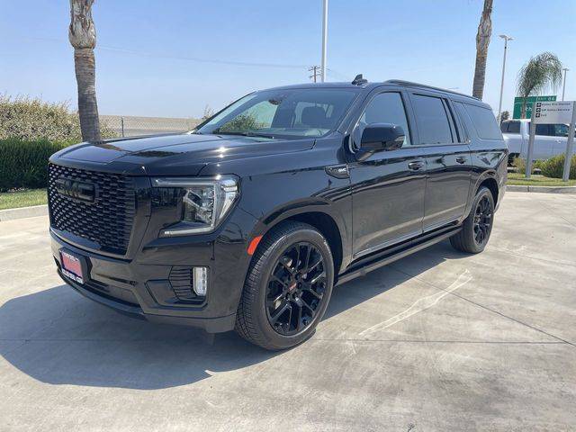 2023 GMC Yukon XL Denali 4WD photo