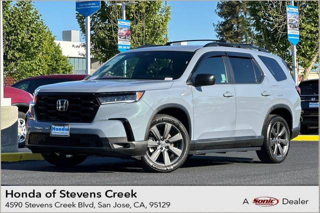 2023 Honda Pilot Sport AWD photo