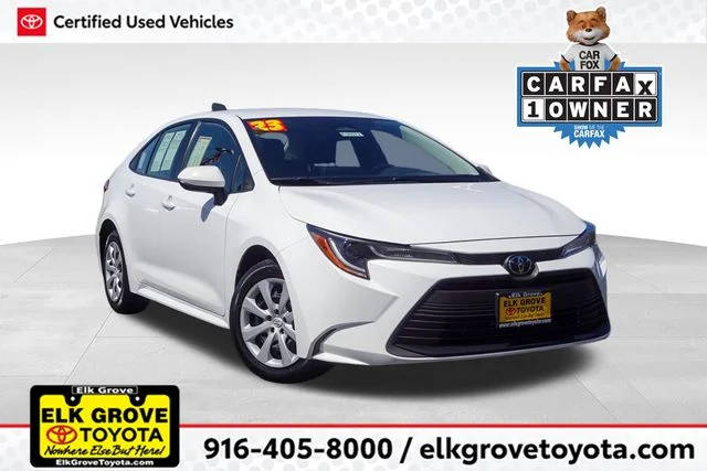 2023 Toyota Corolla LE FWD photo