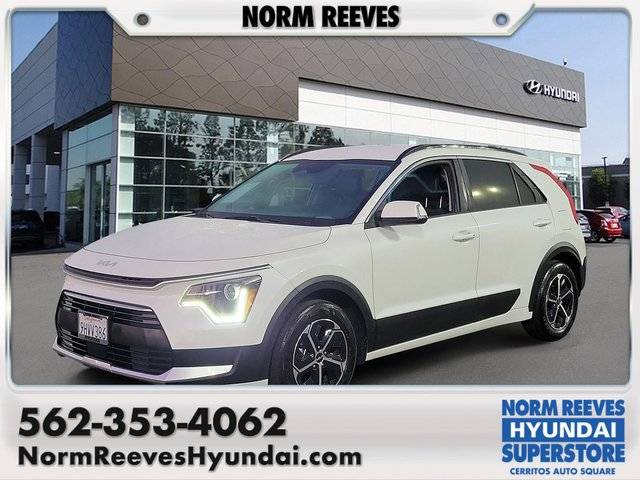 2023 Kia Niro EX FWD photo