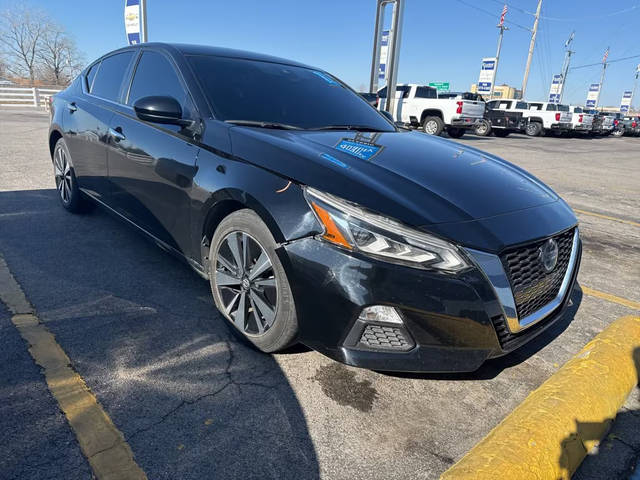 2021 Nissan Altima 2.5 SV FWD photo