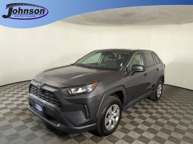 2022 Toyota RAV4 LE AWD photo