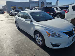 2015 Nissan Altima 2.5 SV FWD photo