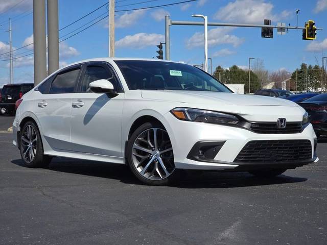 2023 Honda Civic Touring FWD photo