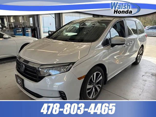 2023 Honda Odyssey Touring FWD photo