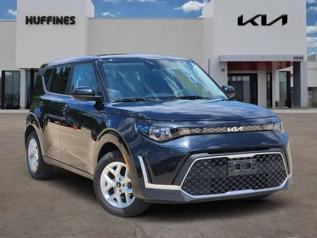 2023 Kia Soul LX FWD photo