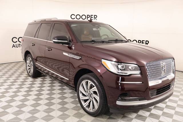 2023 Lincoln Navigator Reserve 4WD photo