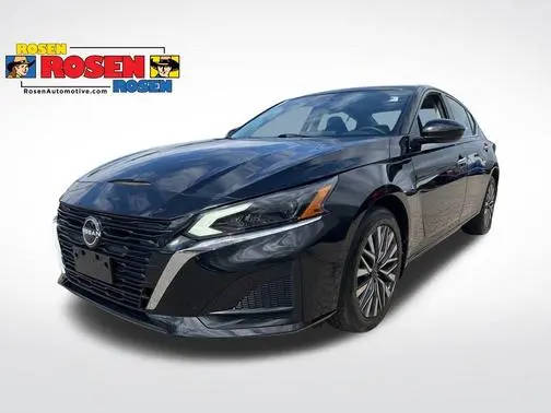 2023 Nissan Altima 2.5 SV AWD photo