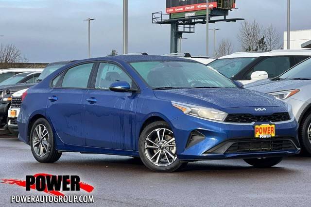 2023 Kia Forte LXS FWD photo