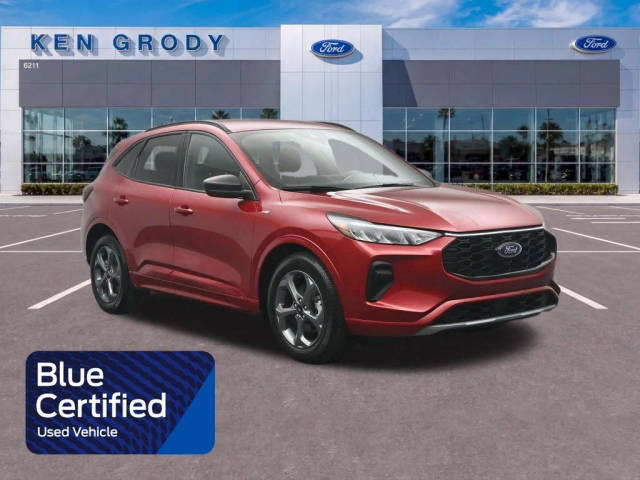 2023 Ford Escape ST-Line FWD photo