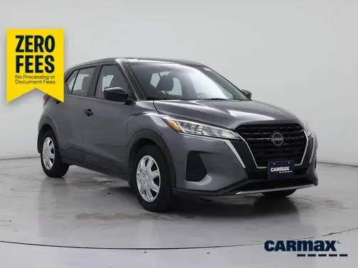 2022 Nissan Kicks S FWD photo