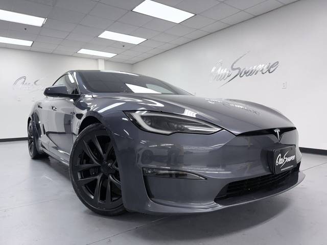 2022 Tesla Model S  AWD photo