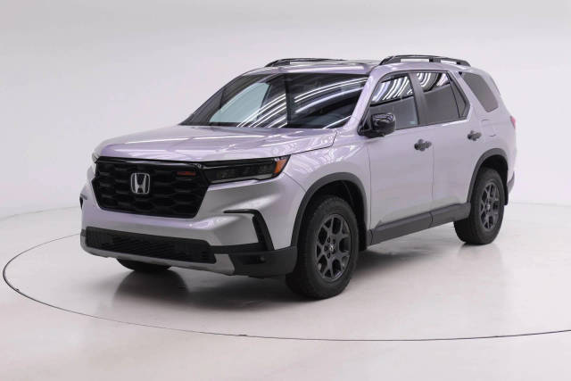 2023 Honda Pilot TrailSport AWD photo