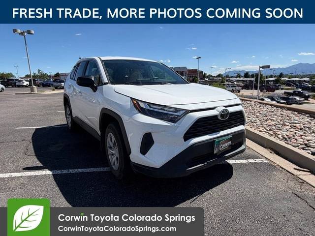 2023 Toyota RAV4 LE AWD photo