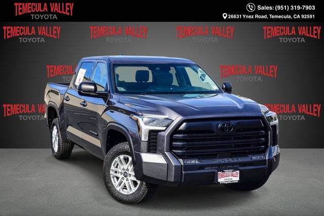 2023 Toyota Tundra SR5 4WD photo