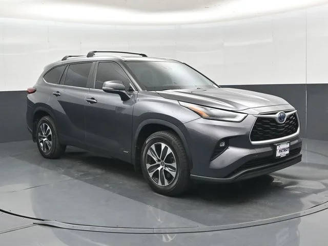 2023 Toyota Highlander Hybrid XLE AWD photo