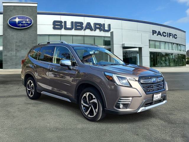 2023 Subaru Forester Touring AWD photo