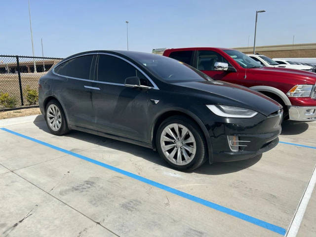 2018 Tesla Model X 75D AWD photo