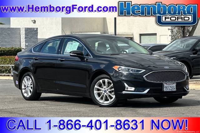 2019 Ford Fusion Energi Titanium FWD photo