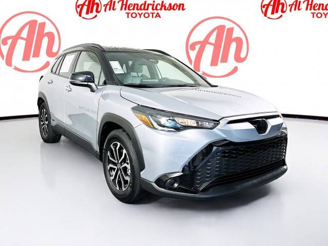 2023 Toyota Corolla Cross Hybrid S AWD photo