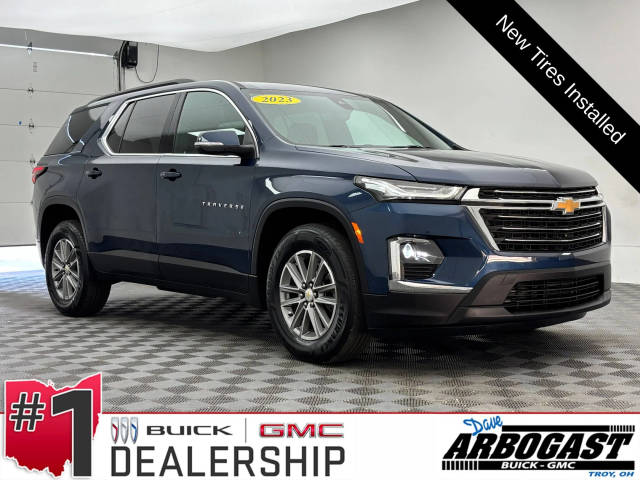 2023 Chevrolet Traverse LT Cloth FWD photo